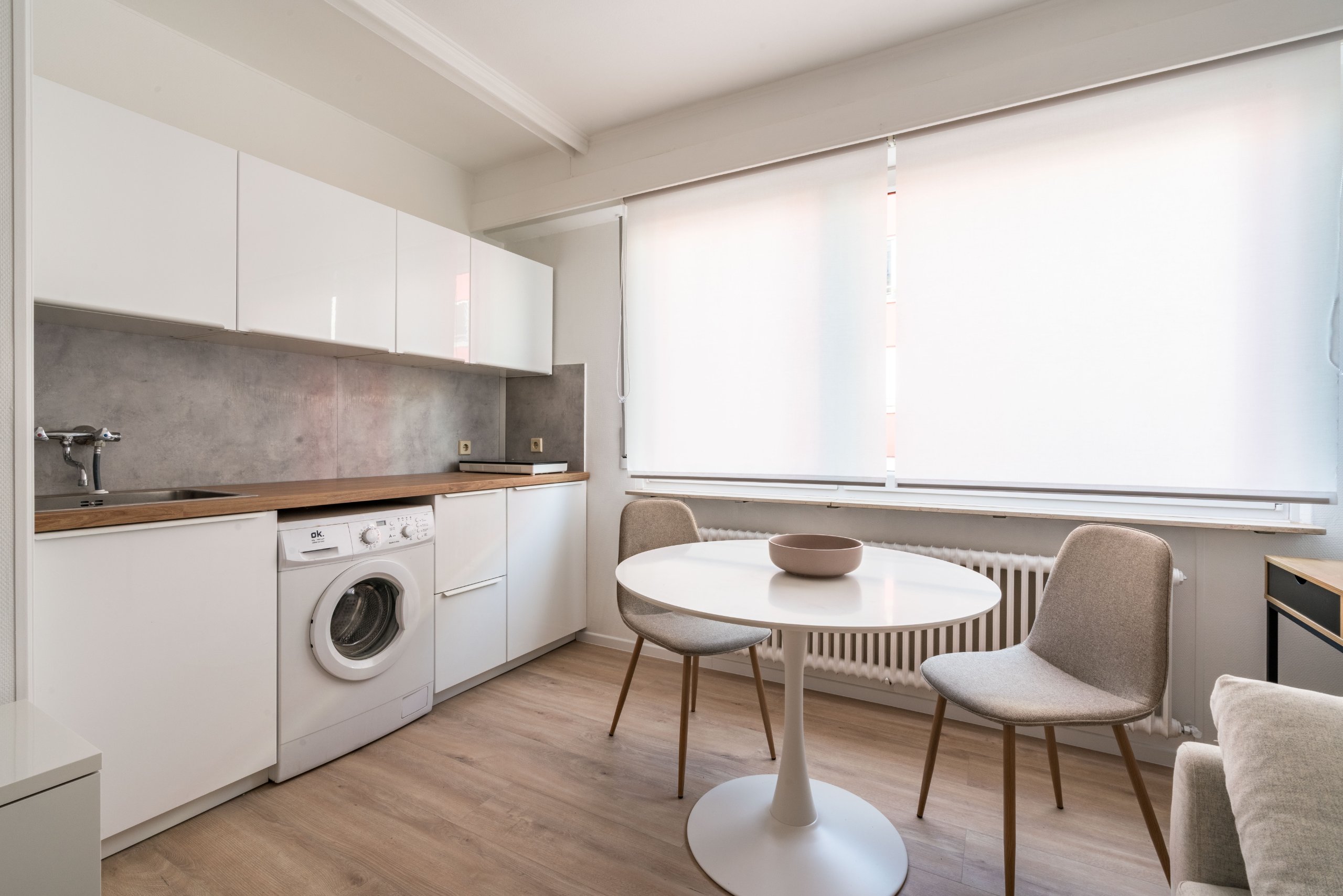 Möbliertes Studio mit Keller – Luxemburg-Stadt — 4 / 10