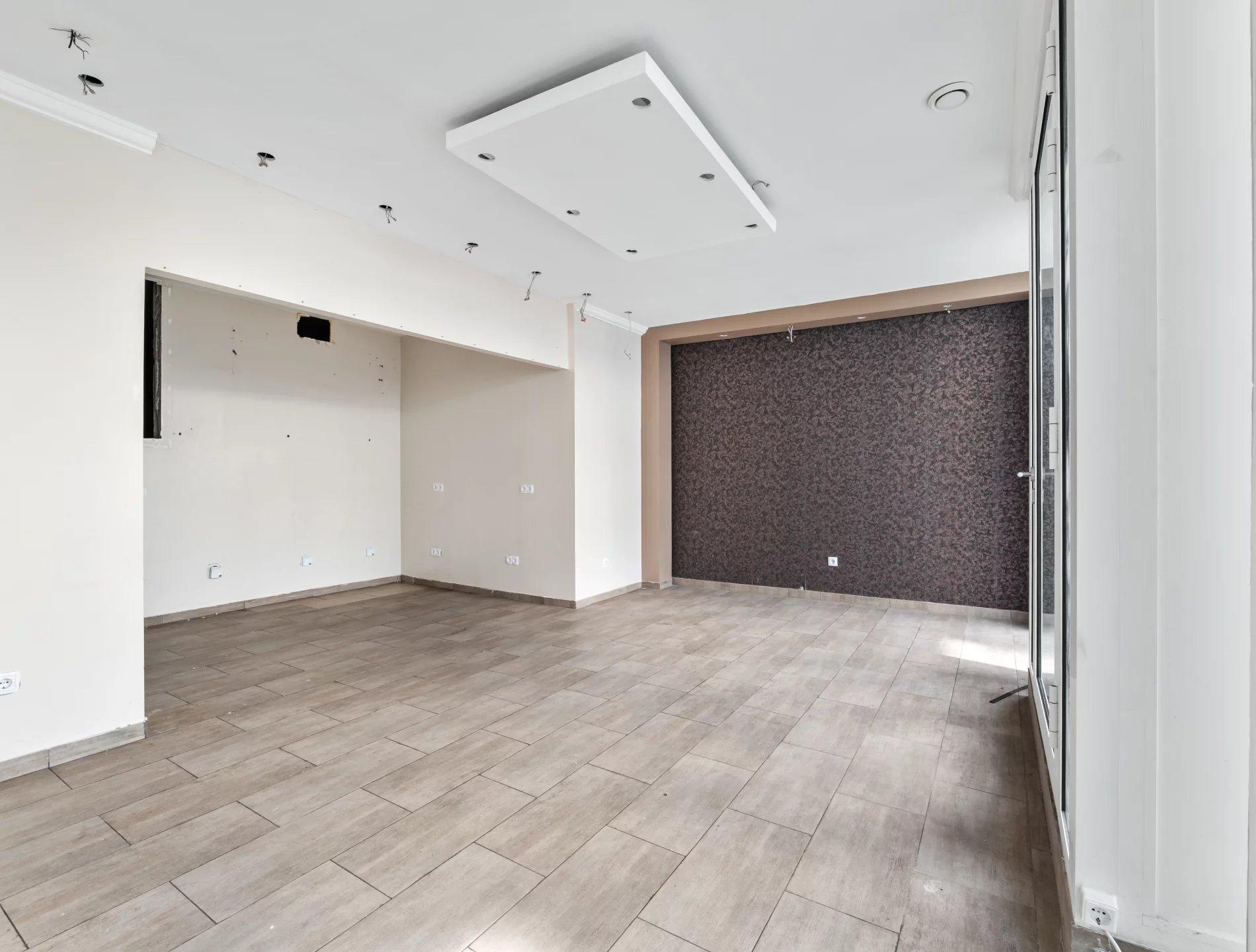 Ettelbruck – Cellule commerciale neuve avec vitrine, emplacement stratégique en centre-ville — Ettelbruck — 4