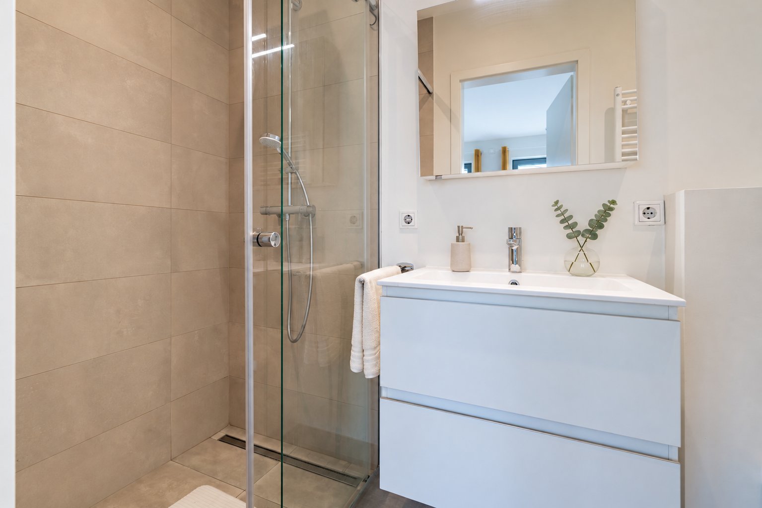 3-bedroom apartment, terrace and garden — Kehlen — 10 / 15
