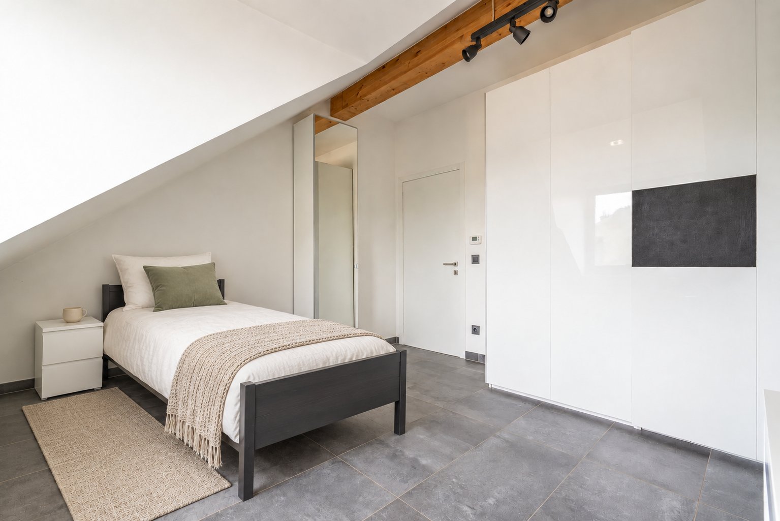 2-bedroom apartment with fireplace — Bissen — 9 / 10
