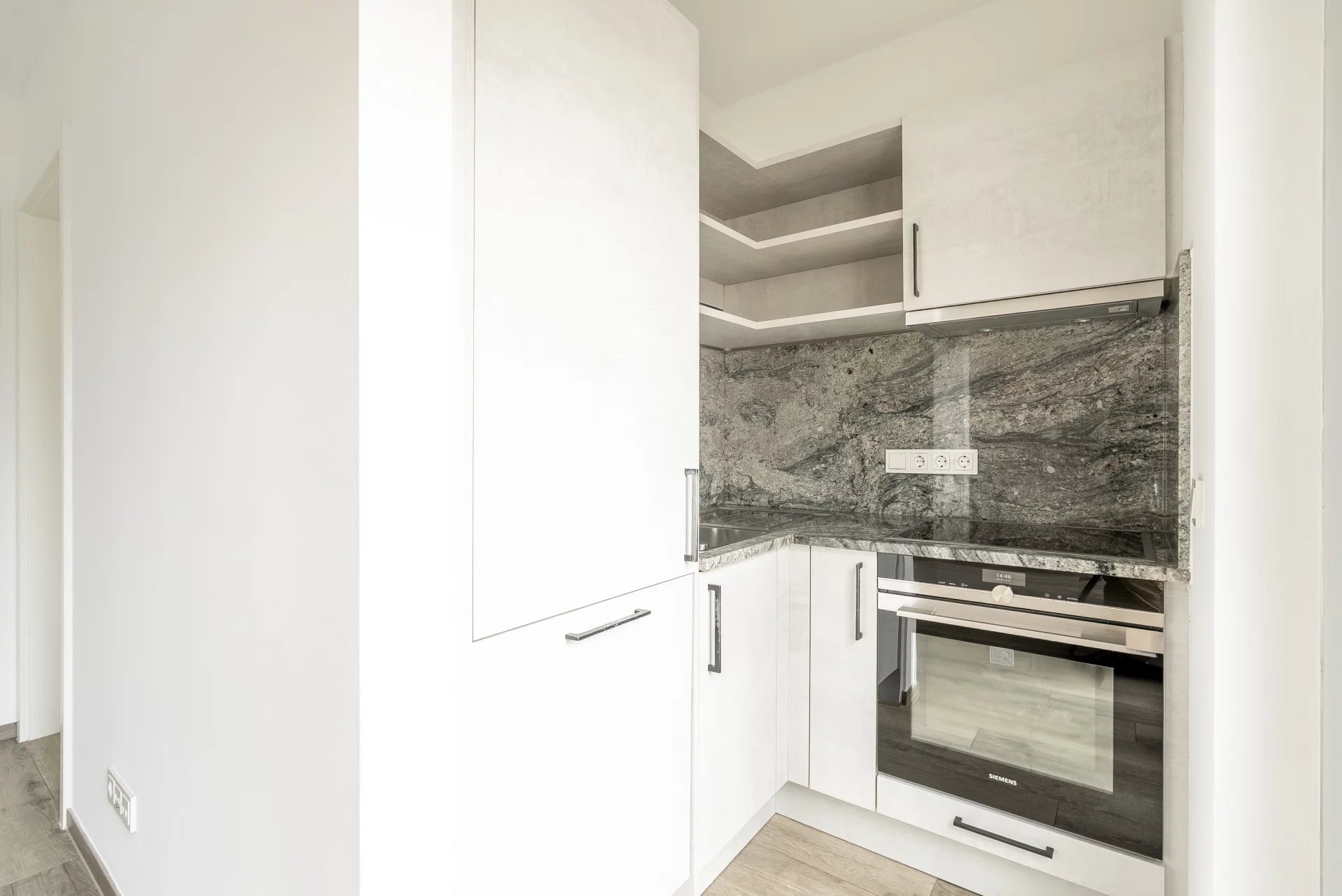 Appartement à louer, studio — Luxembourg-Ville — 4 / 7
