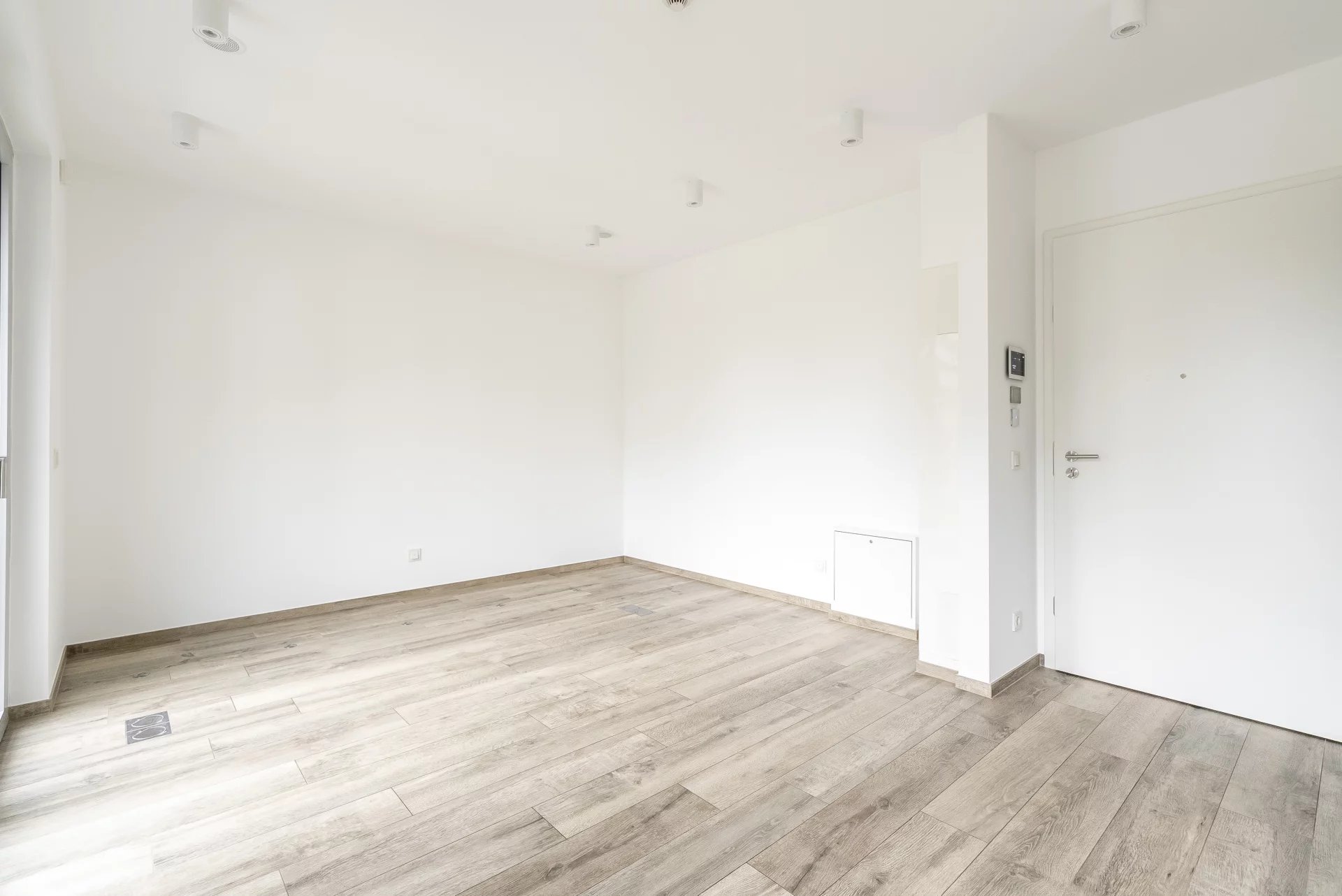 Appartement à louer, studio — Luxembourg-Ville — 5 / 7