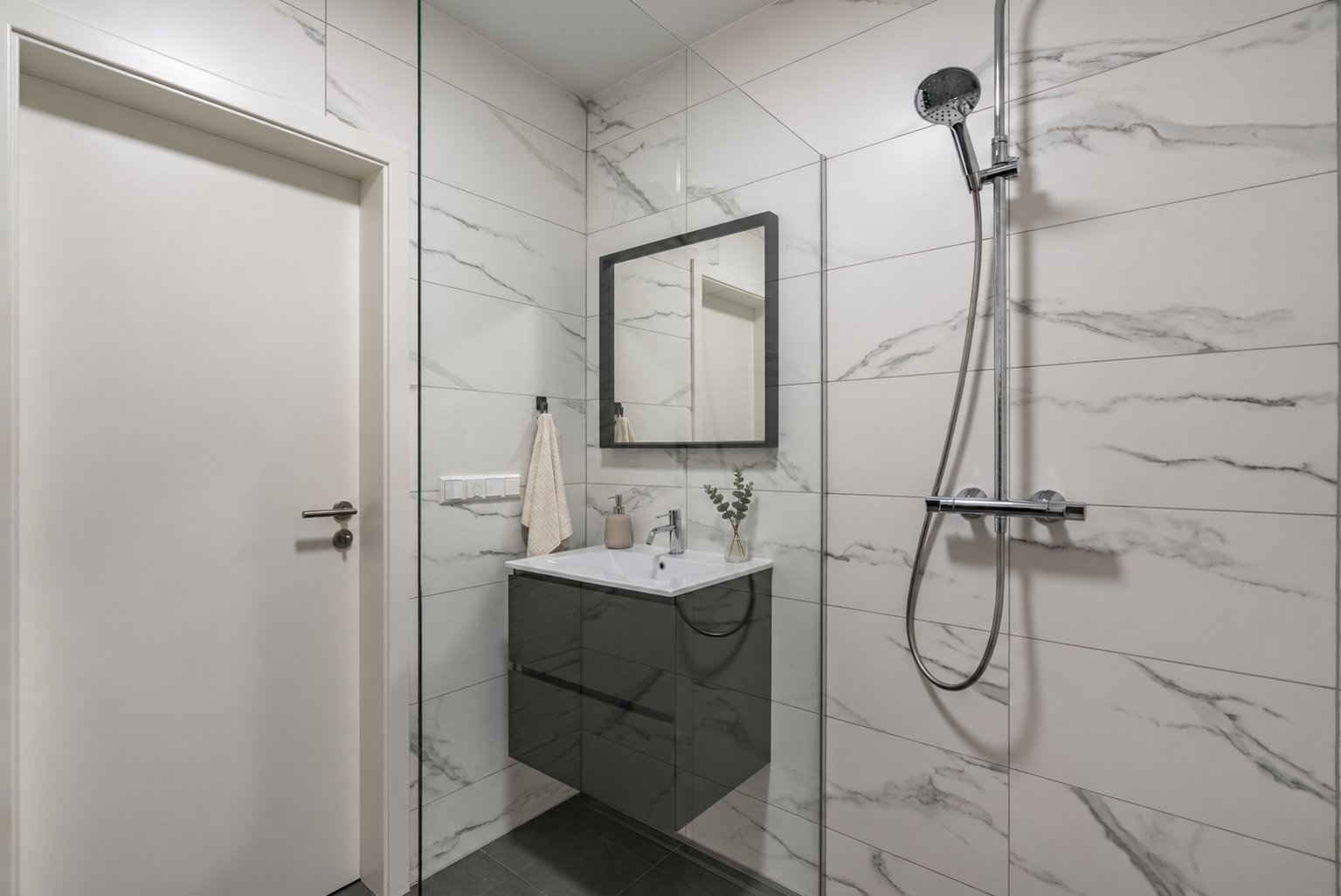 2-Zimmer-Wohnung, Terrasse, Garten – Niederkorn — 12 / 12